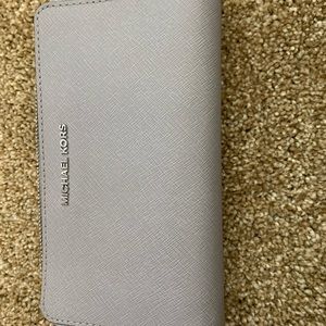 Michael kors gray wallet/wristlet